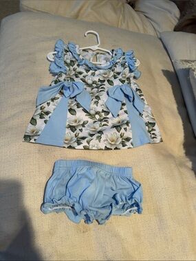 Floral Bow Tank Top & Blue Bloomers Set - Baby